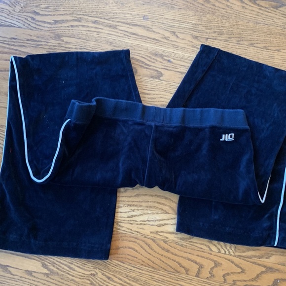 J lo sweatpants - Picture 2 of 3
